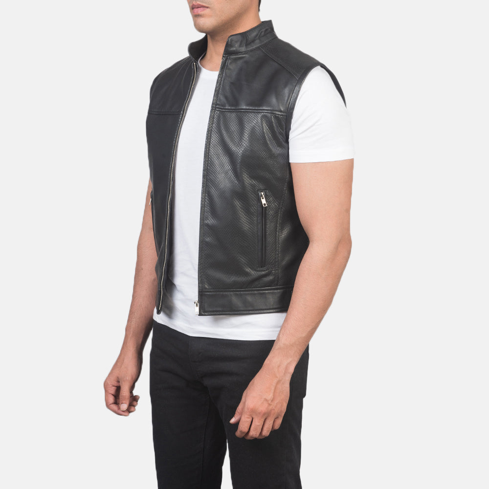 
Black Cowhide &Amp; Sheepskin Leather Biker Jacket - 美しい肩のラインと裾の仕立てが際立つ背面ビュー