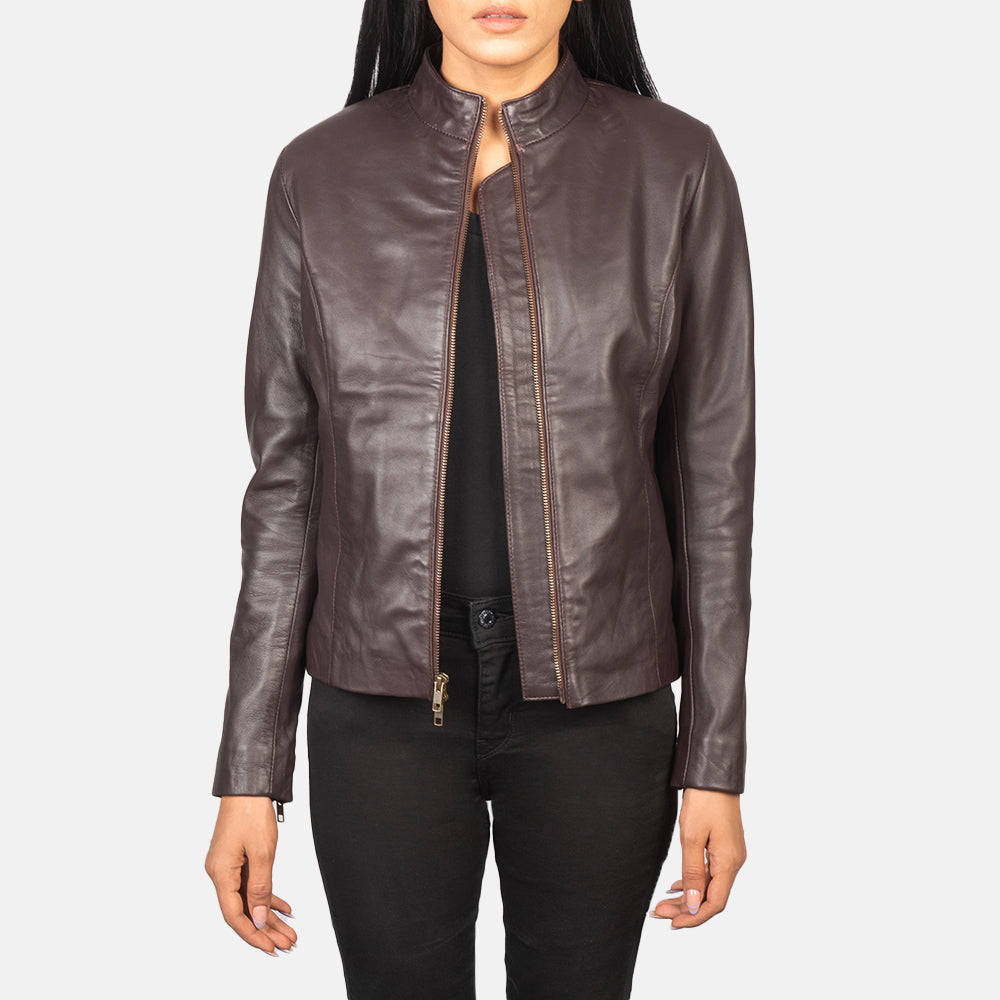 
Rumella Maroon Leather Biker Jacket in Maroon Sheepskin Leather - 正面スタイル＆テーラードシルエット | 公式オンライン通販