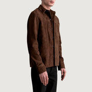 
Scout モカ Suede Leather Shirt メンズ - 美しい肩のラインと裾の仕立てが際立つ背面ビュー