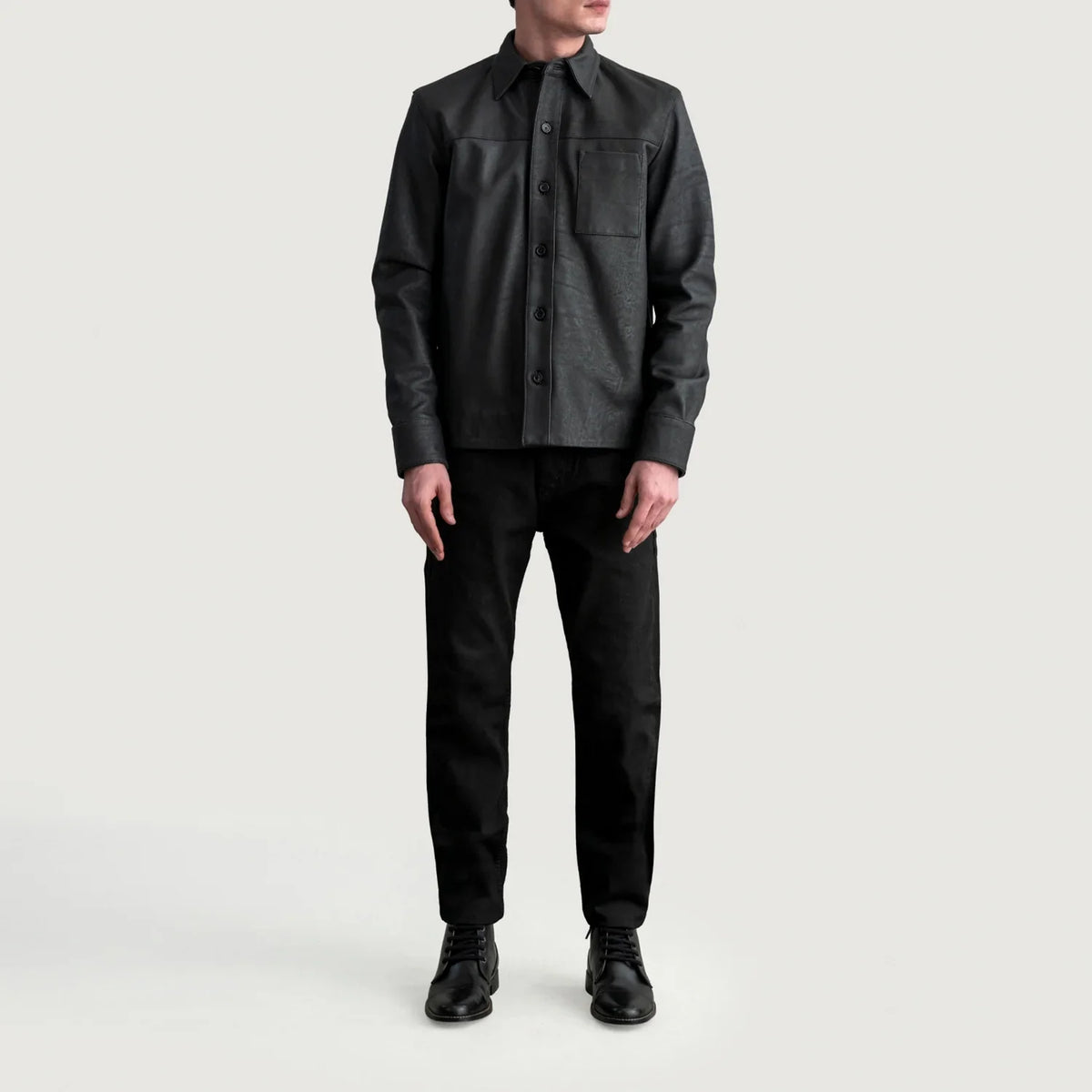 
クローズアップ詳細 of Shirt & Buttons Hardware on Scout Tumbled ブラック Leather Shirt メンズ
