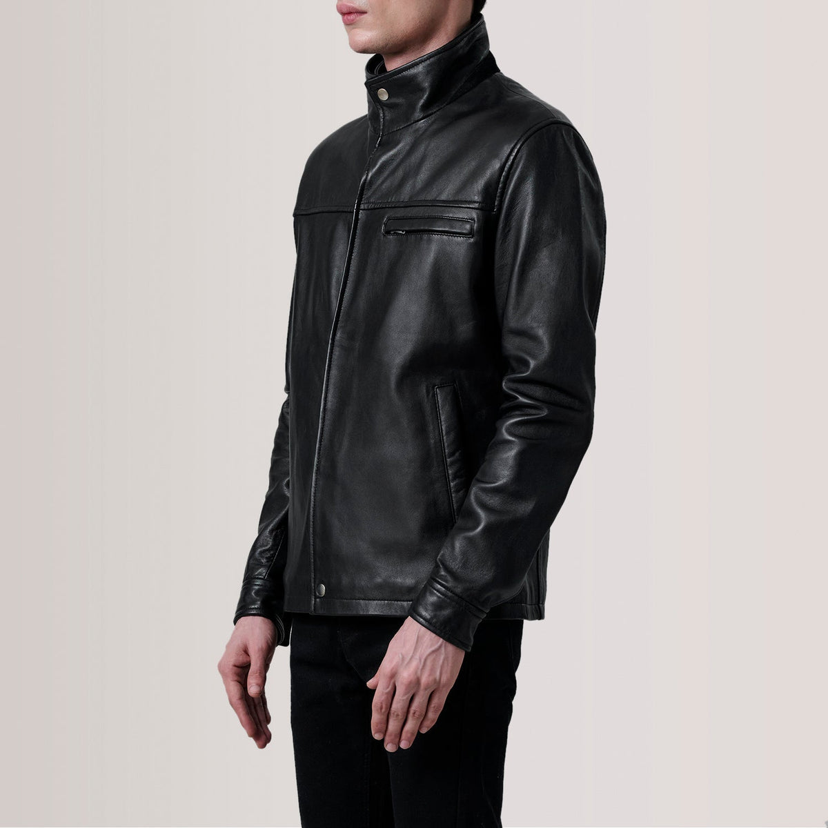 Sean ブラック Leather Classic レザージャケット メンズ For Men - Lateral Side Profile View Showing Sleeve Cut &amp; Athletic Taper Fit