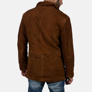 Close-Up Detail of High neck &amp; Zipper with Button Flap Hardware on Men's Sheriff ブラウン スエードジャケット メンズ