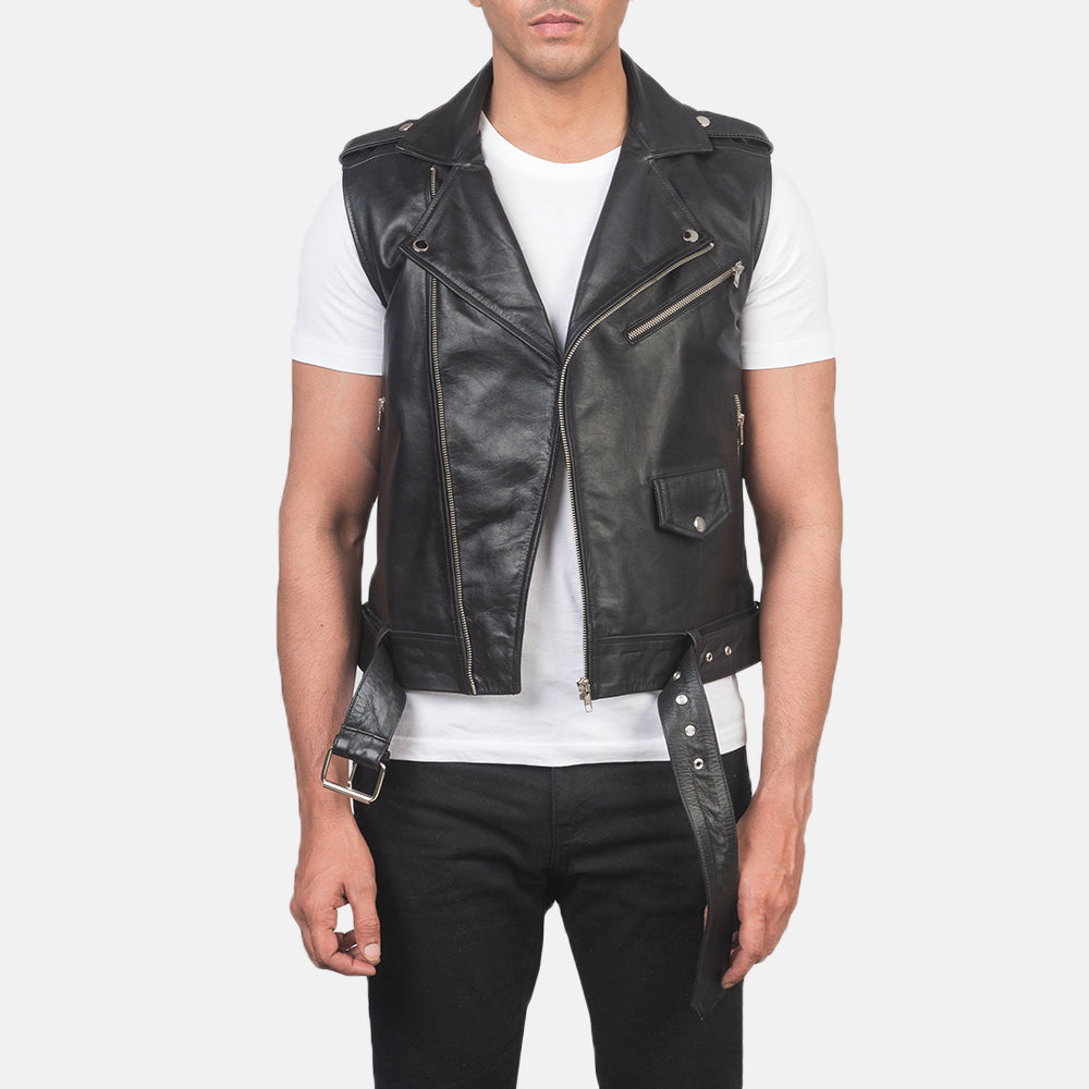 Men's Sullivan ブラック Leather Biker Vest メンズ in Black Cowhide Leather - Front Profile View &amp; Tailored Silhouette | Buy Online