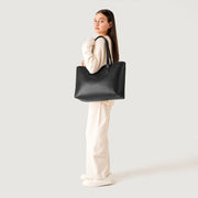 
The Bianca レザー トートバッグ – alternate product view 2