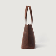 
内側ライニングビュー Showing Dedicated Padded Laptop Sleeve & Multi-Compartment Organization