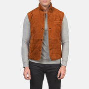Men's Tony ブラウン Suede Vest メンズ in Brown Goatskin Suede - Front Profile View &amp; Tailored Silhouette | Buy Online