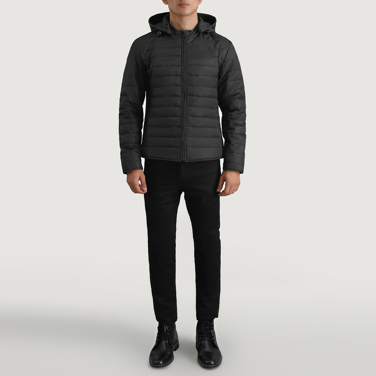 Tyler ブラック Hooded Puffer レザージャケット メンズ - Lateral Side Profile View Showing Sleeve Cut &amp; Athletic Taper Fit