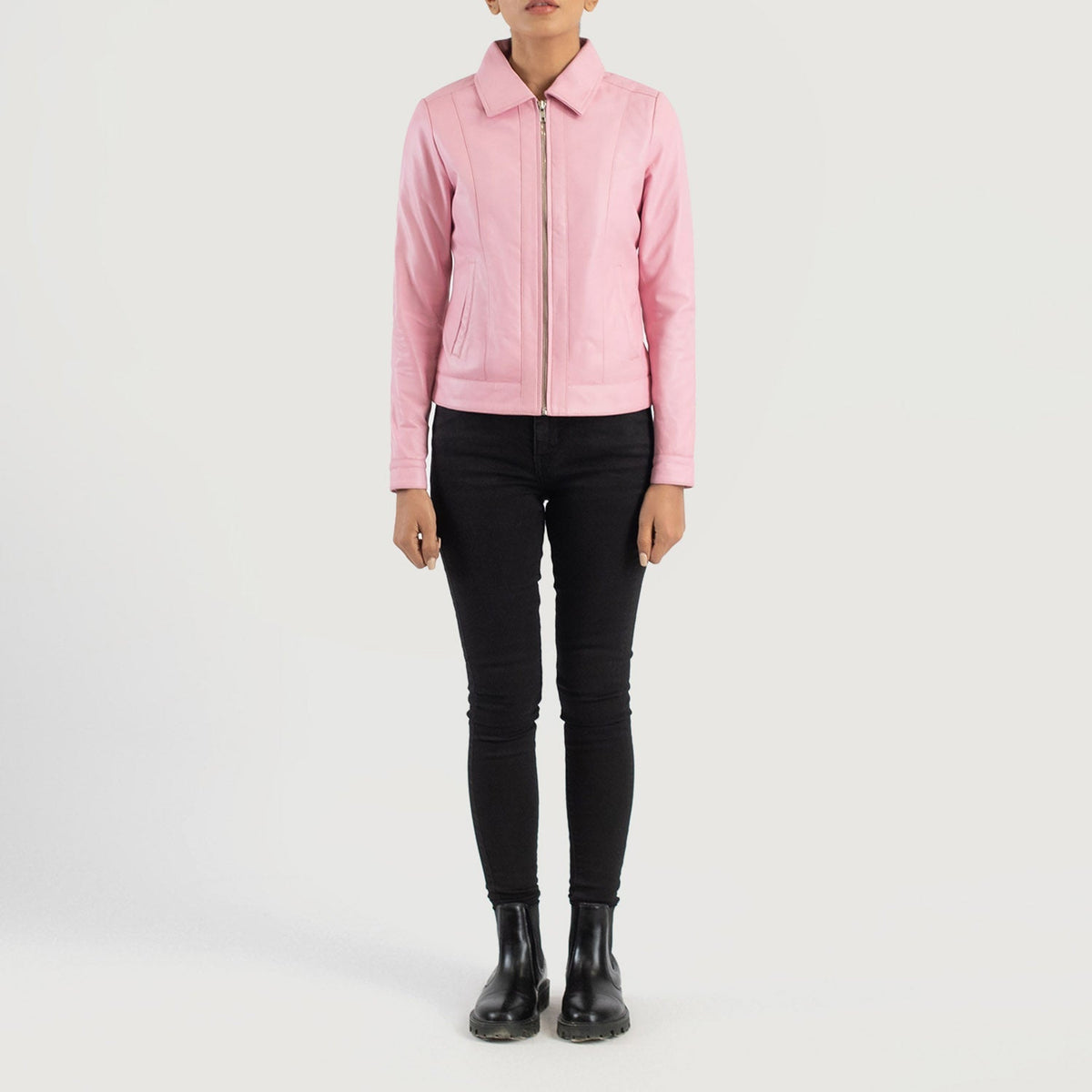 
Vixen Pink Classic Collar Leather Jacket - 袖の立体カッティングと洗練されたテーパードフィットを見せる側面ビュー