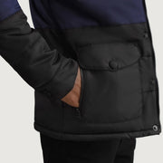 
内側ライニングビュー Showing Quilted Viscose Lining & 内側ユーティリティポケット2つ
