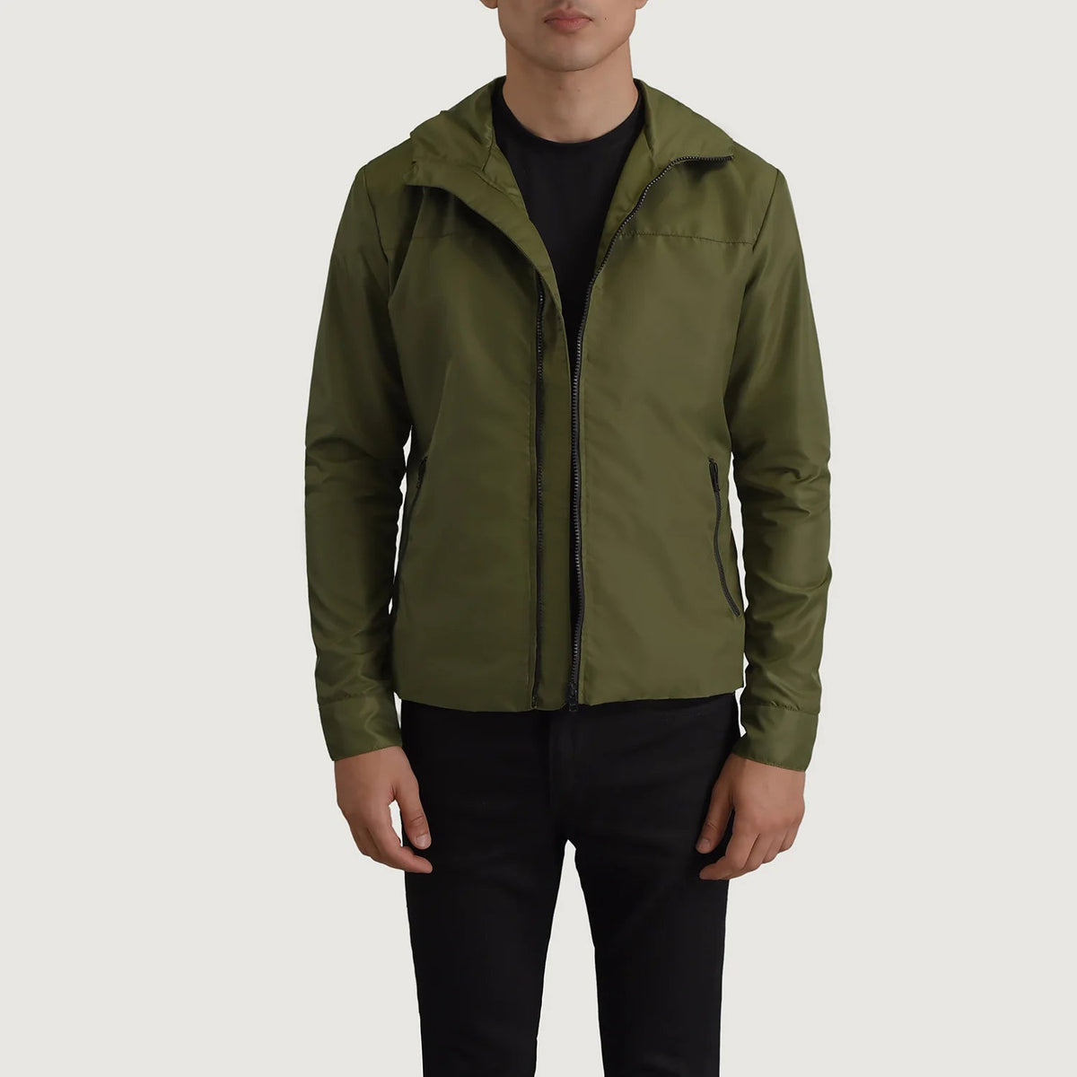 
Wesley グリーン Hooded Windbreaker レザージャケット メンズ in Green Full-Grain Leather - 正面スタイル＆テーラードシルエット | 公式オンライン通販