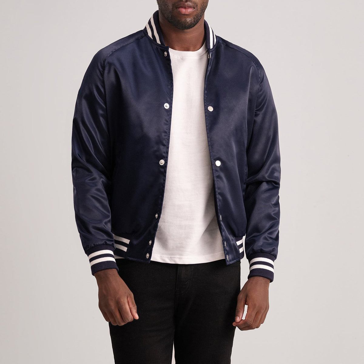 Xander ブルー Varsity レザージャケット メンズ - Lateral Side Profile View Showing Sleeve Cut &amp; Athletic Taper Fit
